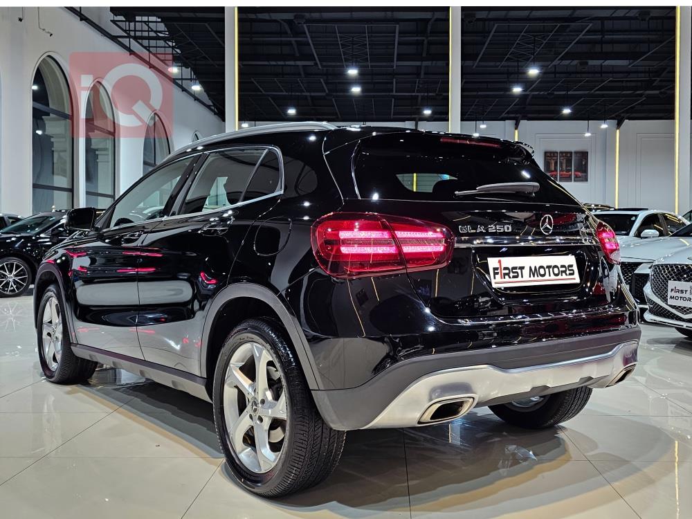 مرسيدس بنز GLA